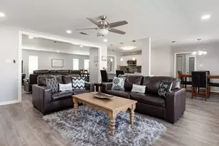 701 Kentwood Cir, Bedford, TX 76021 - Photo 18