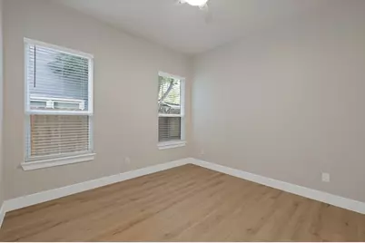 5328 Locke Avenue, Fort Worth, TX 76107 - Photo 18