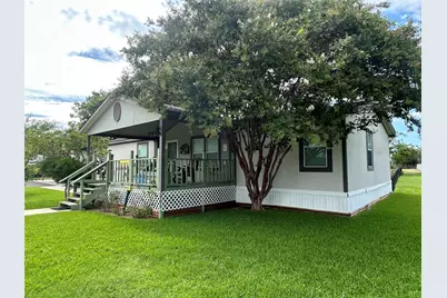 506 W Second Street W, Goldthwaite, TX 76844 - Photo 1