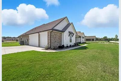 1114 Silver Sage Trail, Weatherford, TX 76085 - Photo 4