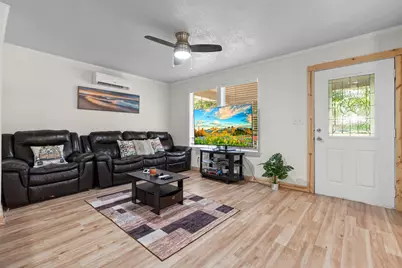 105 E North Street, Itasca, TX 76055 - Photo 4