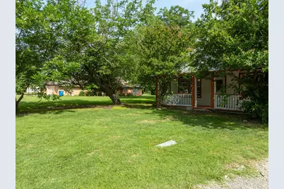 105 E North Street, Itasca, TX 76055 - Photo 18