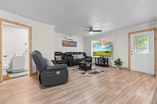 105 E North St, Itasca, TX 76055 - Photo 2