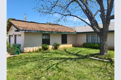 306 Wade Street, Olney, TX 76374 - Photo 4