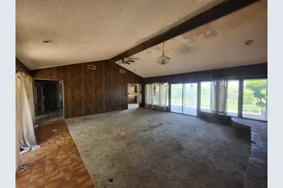 306 Wade Street, Olney, TX 76374 - Photo 8