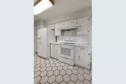 2832 Wooded Acres Drive, Waco, TX 76710 - Photo 12