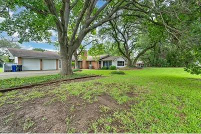 2832 Wooded Acres Drive, Waco, TX 76710 - Photo 30