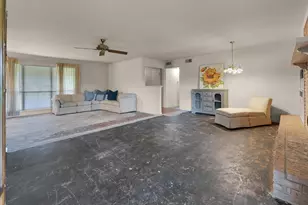 2832 Wooded Acres Dr, Waco, TX 76710 - Photo 6