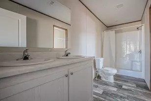 101 Kelly Ct, Azle, TX 76020 - Photo 18