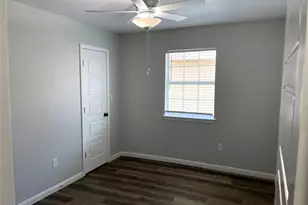 817 Kingdom Cir, Waxahachie, TX 75165 - Photo 12