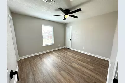 901 Kingdom Circle, Waxahachie, TX 75165 - Photo 14