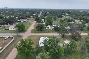 927 London St, Vernon, TX 76384 - Photo 8