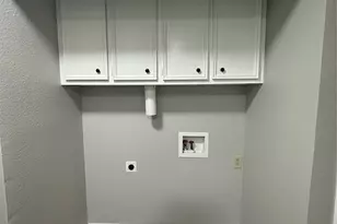 304 E Hickory St, Kaufman, TX 75142 - Photo 8