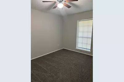 304 E Hickory Street #B, Kaufman, TX 75142 - Photo 12