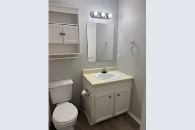 304 E Hickory Street #B, Kaufman, TX 75142 - Photo 8