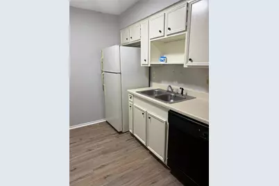 304 E Hickory Street #B, Kaufman, TX 75142 - Photo 10