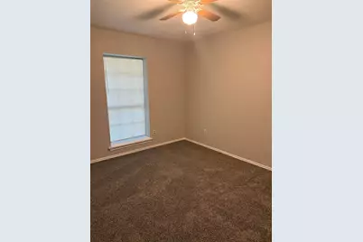 304 E Hickory Street #B, Kaufman, TX 75142 - Photo 14