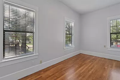 516 Mill Street #B, Denton, TX 76205 - Photo 2