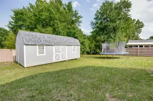 1023 N Leslie Ave, Sherman, TX 75092 - Photo 18