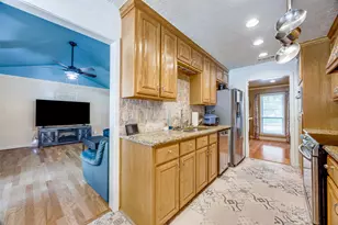 1023 N Leslie Ave, Sherman, TX 75092 - Photo 8