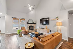 1905 13th St, Argyle, TX 76226 - Photo 6