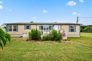 428 Penny Ct, Granbury, TX 76049 - Photo 6