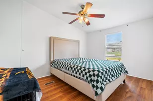 428 Penny Ct, Granbury, TX 76049 - Photo 32