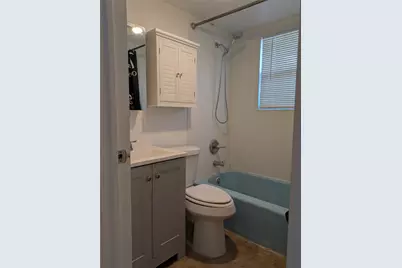 411 S Bradshaw Street, Denton, TX 76205 - Photo 14