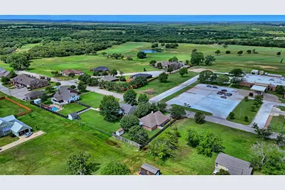 201 Park Road, Nocona, TX 76255 - Photo 8
