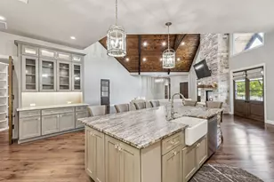 12877 Foutch Rd, Pilot Point, TX 76258 - Photo 16