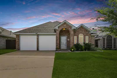 1411 Daffodil Lane, Lewisville, TX 75077 - Photo 1
