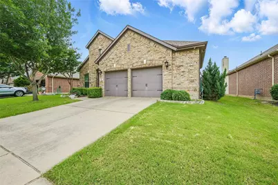 1616 Nightingale Drive, Aubrey, TX 76227 - Photo 4