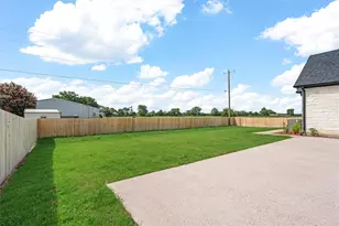 113 Water View Ln, Robinson, TX 76706 - Photo 32