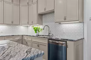 113 Water View Ln, Robinson, TX 76706 - Photo 10