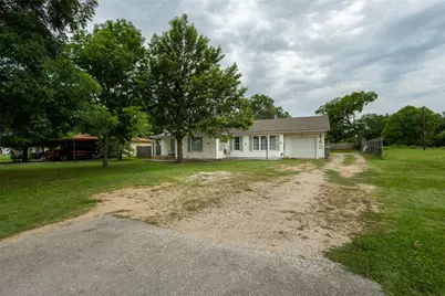 440 S Main Street, Springtown, TX 76082 - Photo 2