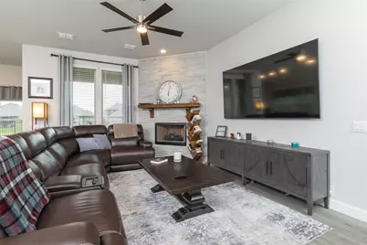 513 Livia Street, Burleson, TX 76028 - Photo 6