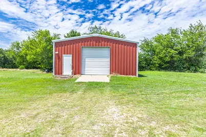 15195 Farm Road 71 E, Sulphur Bluff, TX 75481 - Photo 4