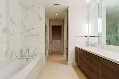 2025 Woodall Rodgers Freeway #51, Dallas, TX 75201 - Photo 32