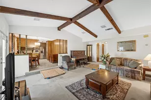 300 Travis Ln, Hewitt, TX 76643 - Photo 8