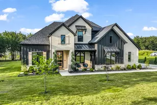 141 Lakeside Dr, Lipan, TX 76462 - Photo 2