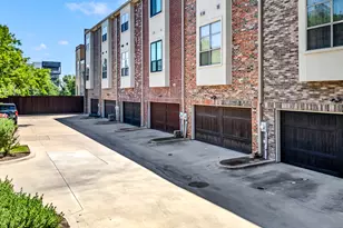 100 Alread Ct, Fort Worth, TX 76102 - Photo 34