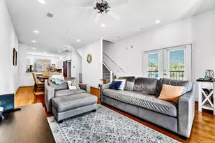 100 Alread Ct, Fort Worth, TX 76102 - Photo 8