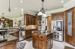 10513 Silver Fox Ct, Fort Worth, TX 76108 - Photo 12