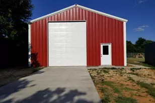 2907 Monties Ln, Arlington, TX 76015 - Photo 38