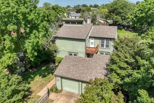 696 Harbor Dr N, Azle, TX 76020 - Photo 4