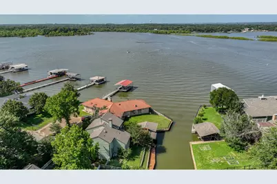 696 Harbor Drive N, Azle, TX 76020 - Photo 6