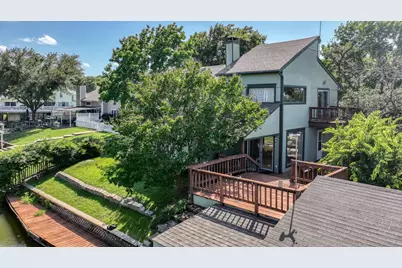 696 Harbor Drive N, Azle, TX 76020 - Photo 2