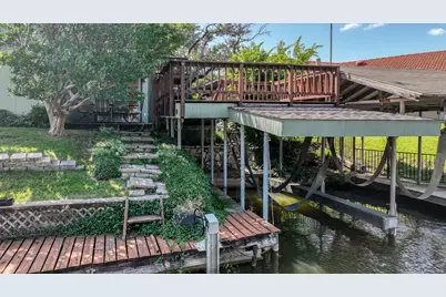 696 Harbor Drive N, Azle, TX 76020 - Photo 10