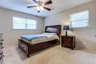 4221 Shady Hill Dr, Dallas, TX 75229 - Photo 32