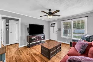 1007 SE 24th St, Mineral Wells, TX 76067 - Photo 6